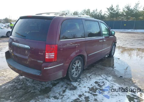 2009 Chrysler Town & Country Limited z USA, uszkodzony, nr VIN 2A8HR64X89R568222